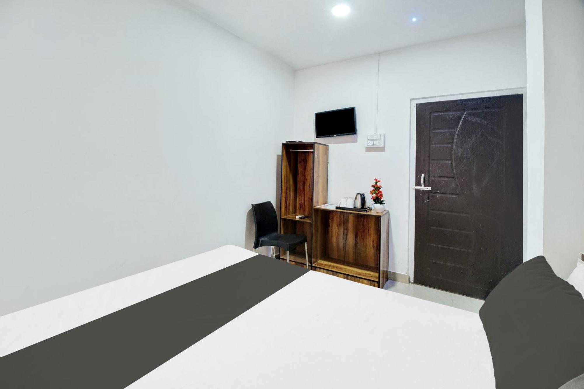 Hotel O Royal Regency, Pathsala Dalaigaon エクステリア 写真
